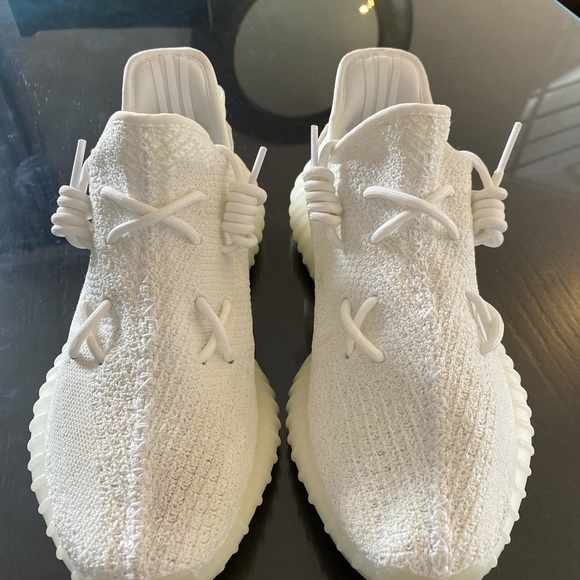 Mens 9.5 cream white yeezys - Picture 3 of 3